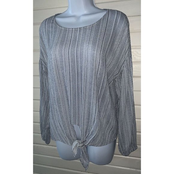 Everly Sz SMALL Arrow Tie Front Top L/S Pullover Shirt Blue White Stripe EUC - Picture 2 of 9